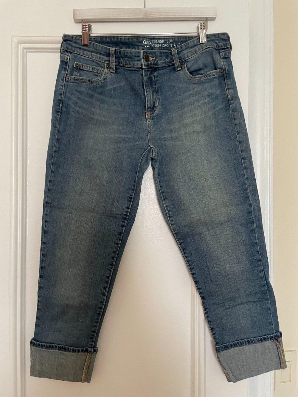 Gap Straight Cuff Cropped Jeans Medium Wash Size 12 31R